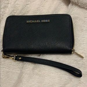 Michael Kors wristlet